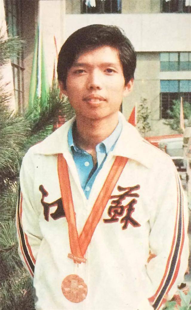第五届上海全运会（1983）男子乒乓球冠军：惠钧