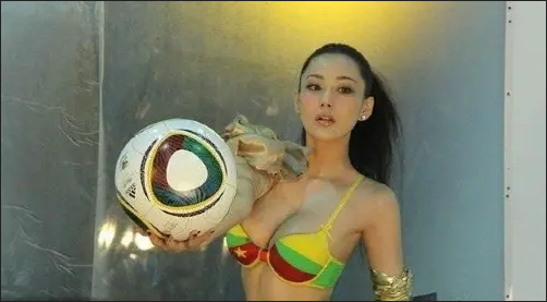 中国足球宝贝——张馨予