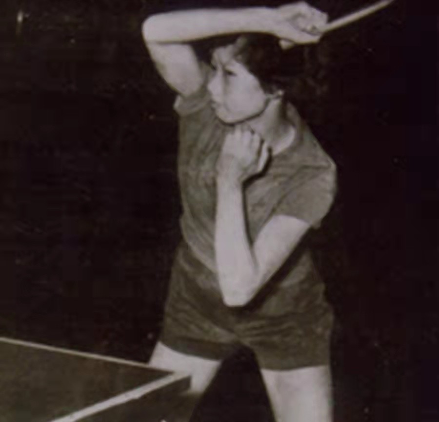 第一届北京全运会（1959）女子乒乓球冠军：胡克明