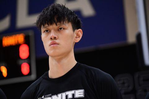 曾凡博计划参加2022年NBA选秀